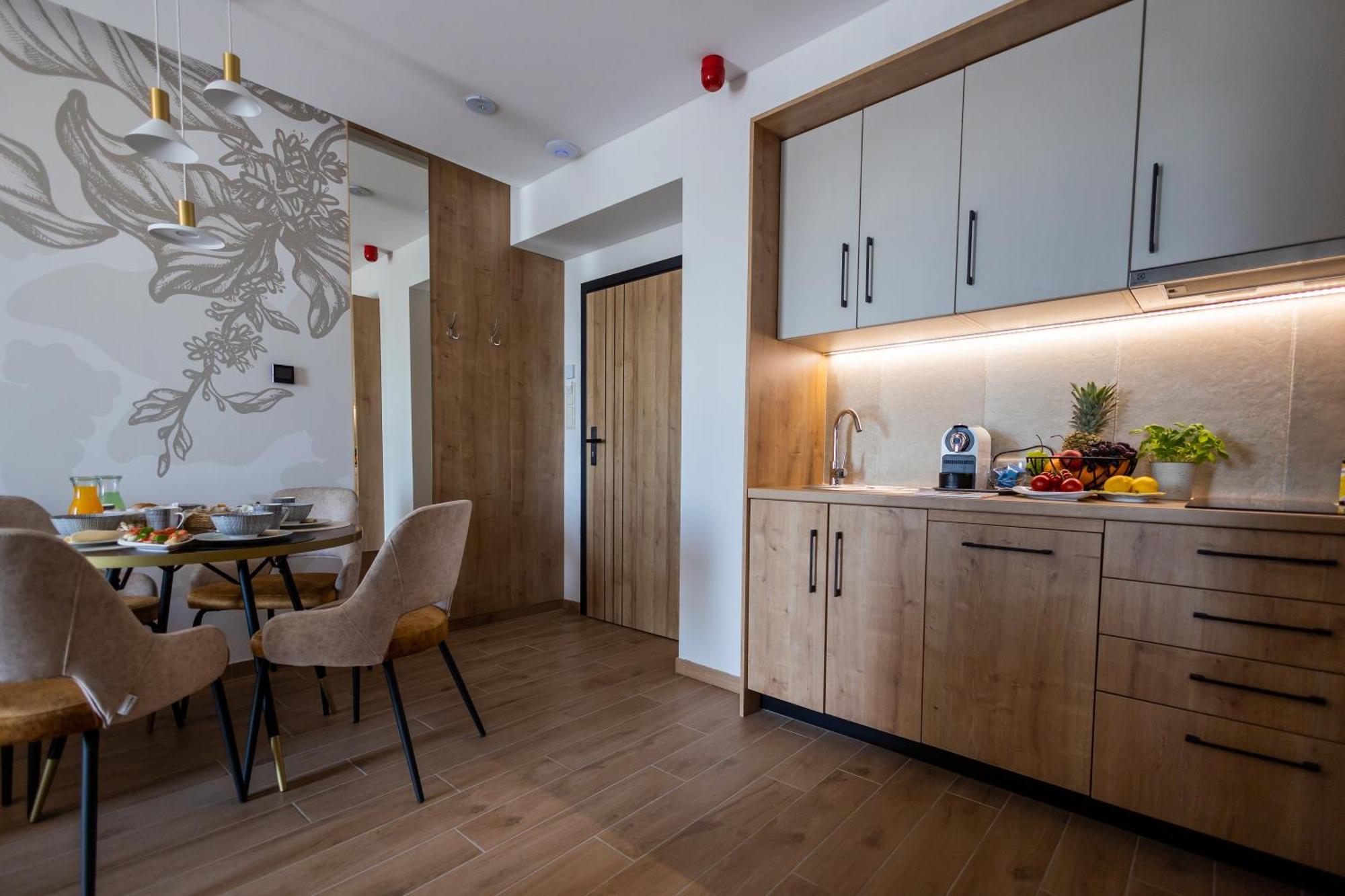 Bed and Breakfast Mokka House Panzio Мішкольц Екстер'єр фото