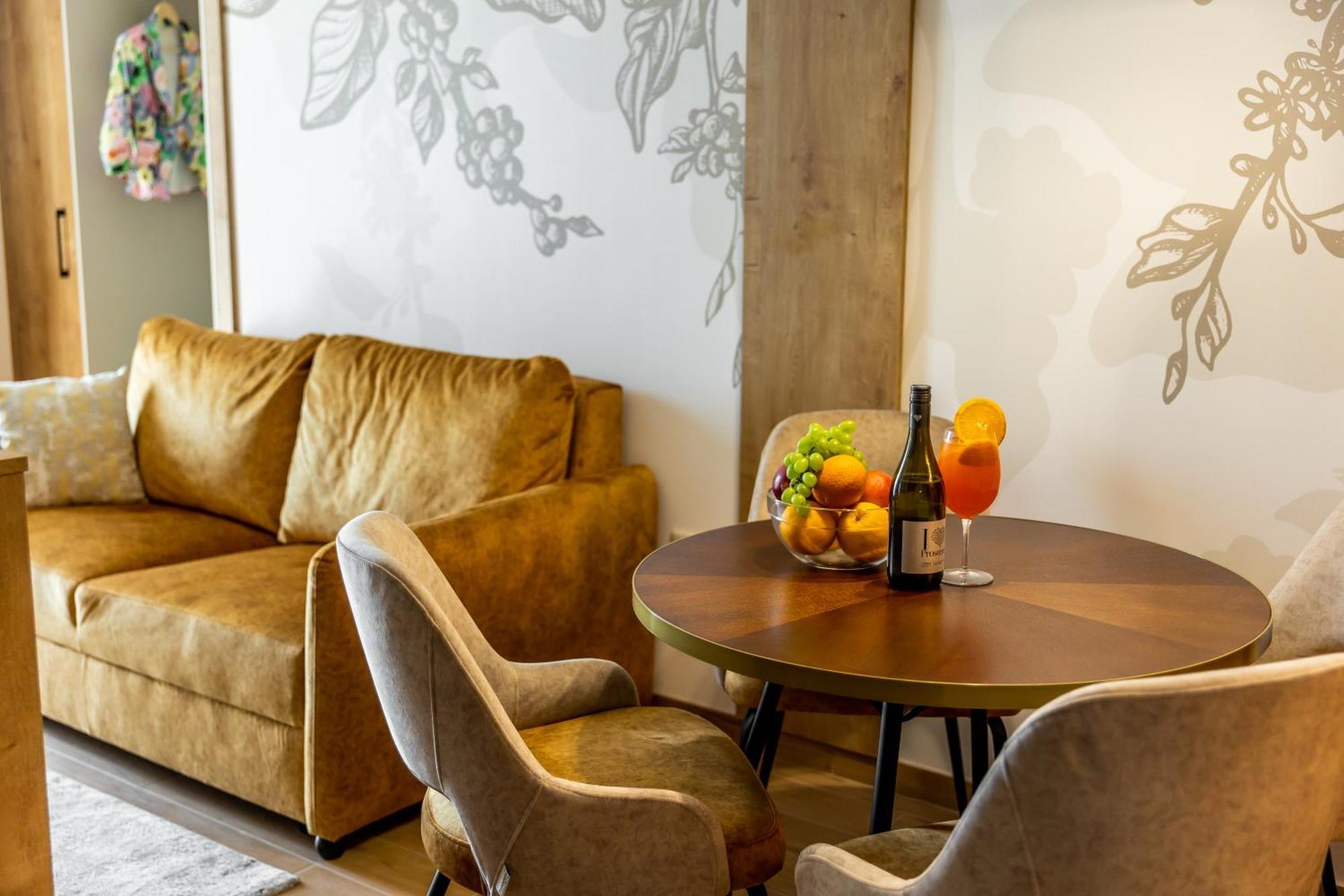 Bed and Breakfast Mokka House Panzio Мішкольц Екстер'єр фото