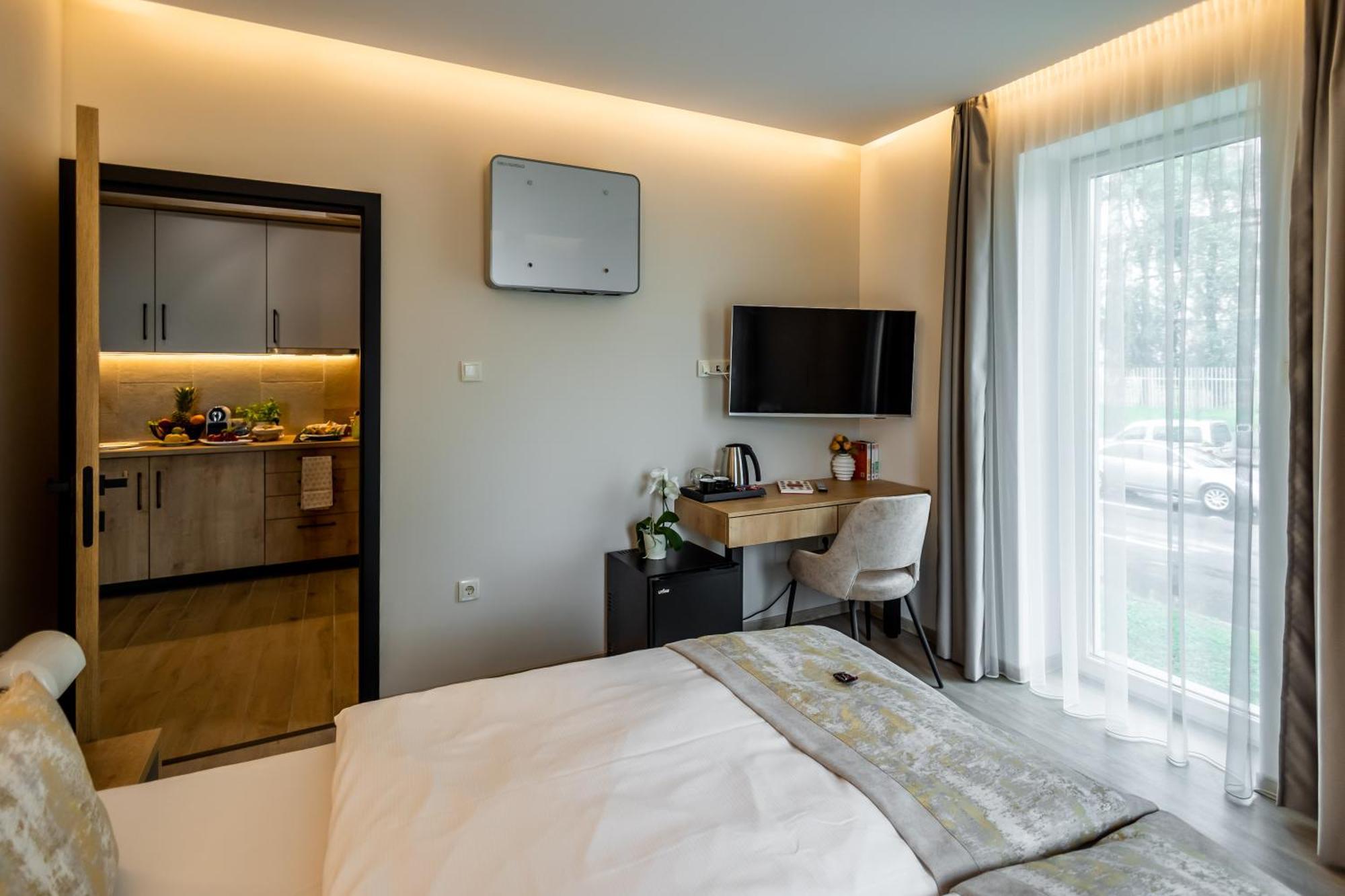 Bed and Breakfast Mokka House Panzio Мішкольц Екстер'єр фото