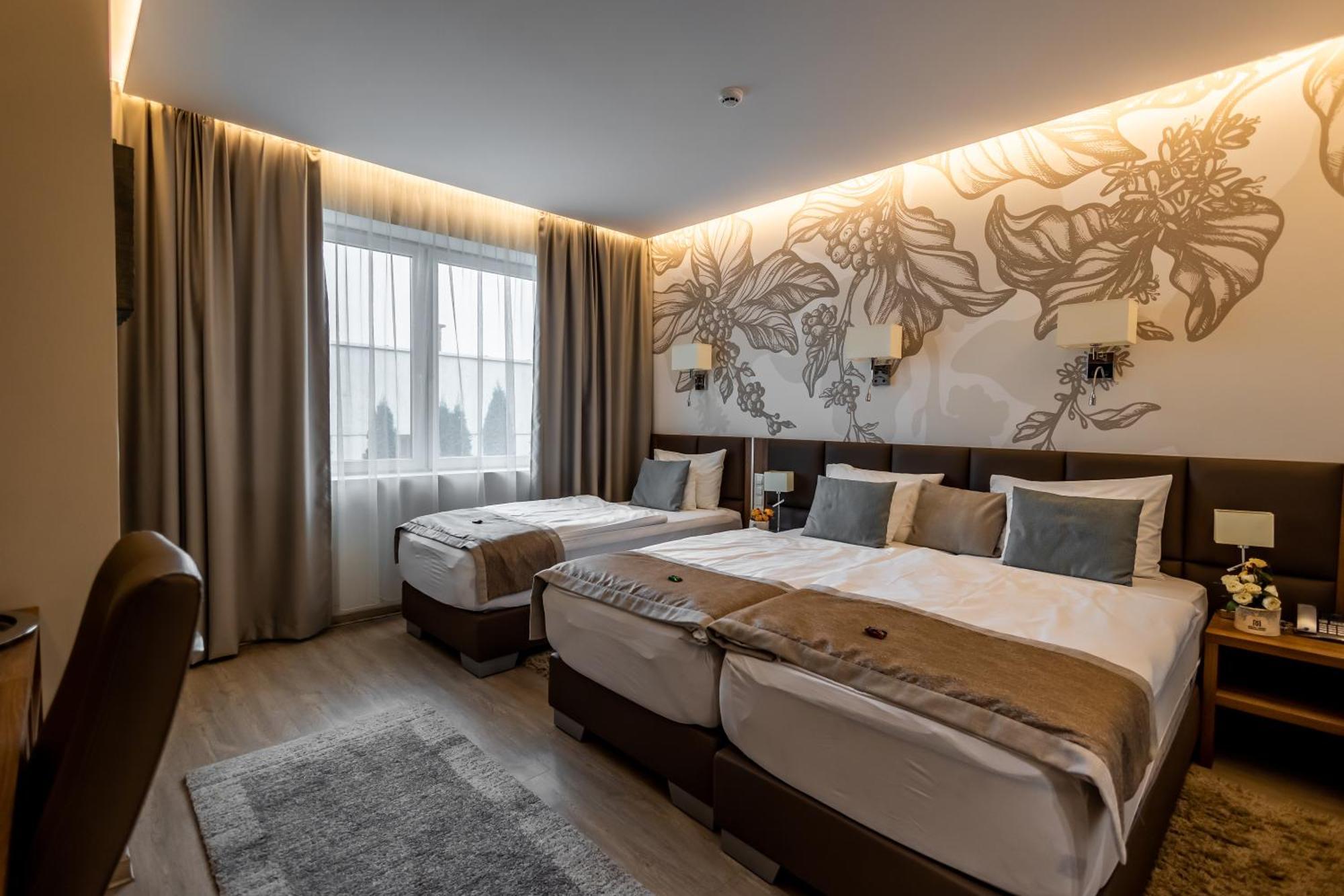 Bed and Breakfast Mokka House Panzio Мішкольц Екстер'єр фото